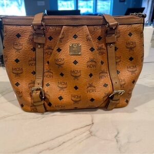 🌼EUC Vintage Authentic MCM Tan leather bag🌼
